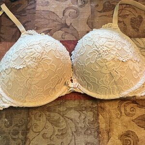 Frederick’s of Hollywood Bra